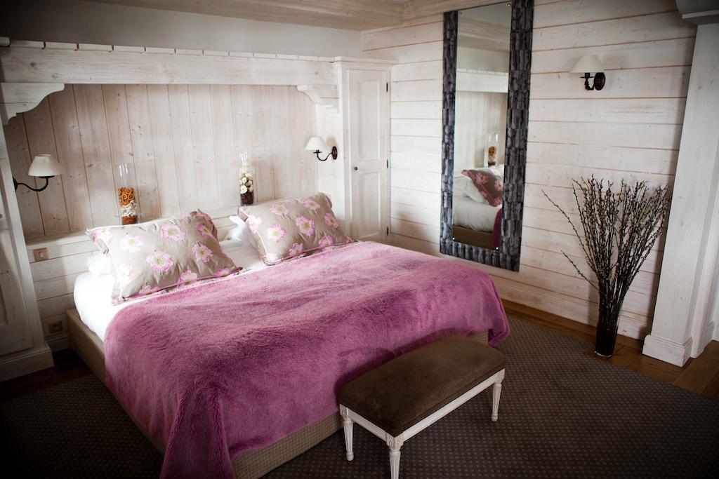 Hotel Les Barmes De L'Ours Val-dʼIsère Pokoj fotografie