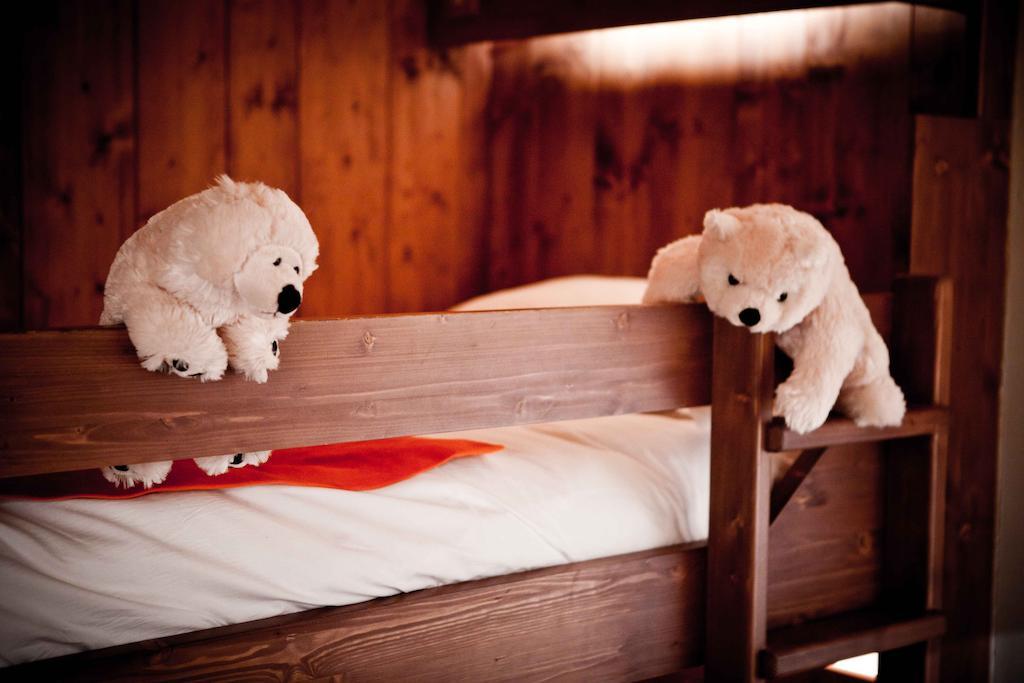 Hotel Les Barmes De L'Ours Val-dʼIsère Pokoj fotografie
